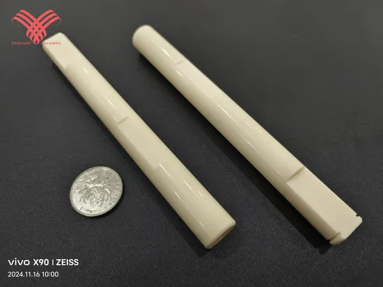 Alumina Ceramic Rod Pressure Free Sintered Silicon Carbide Ceramic Shaft Customized 