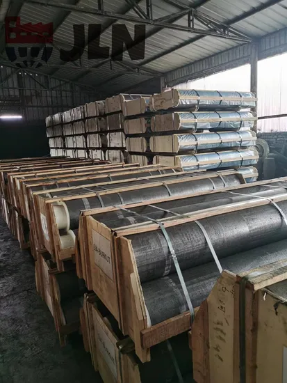 UHP Grade Electric Arc Furnace Graphite Electrodes with Japan Needle Coke 
